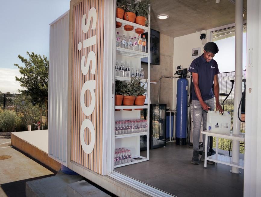 Oasis Water POD interior
